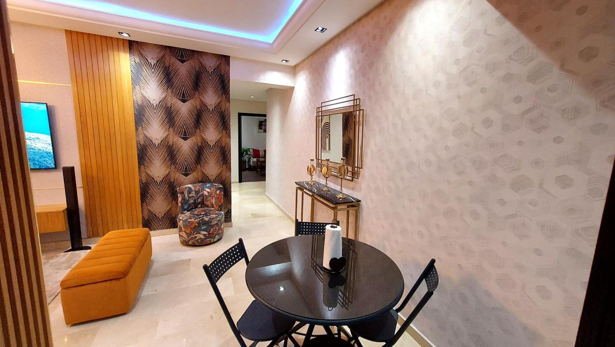 Luxury Downtown Apartment Of 80M2 In Front Of Hassan 2 Mosque And Sea From Family , Pour Famille , Interdit Couples Araabic Non Marie, Forbidden Unmarried Araabic Couples Basement Car Park Casablanca Eksteriør bilde